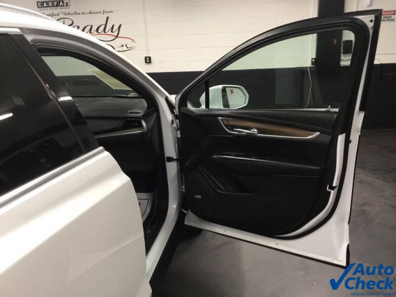 2017 Cadillac XT5 Platinum