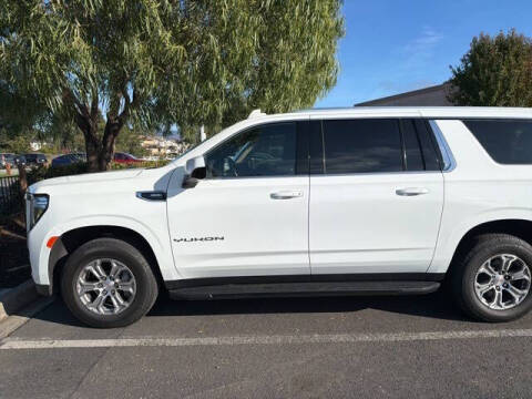 2022 GMC Yukon XL SLE