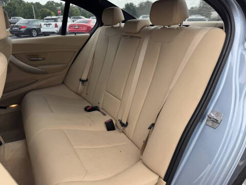 2014 BMW 3 Series 320i