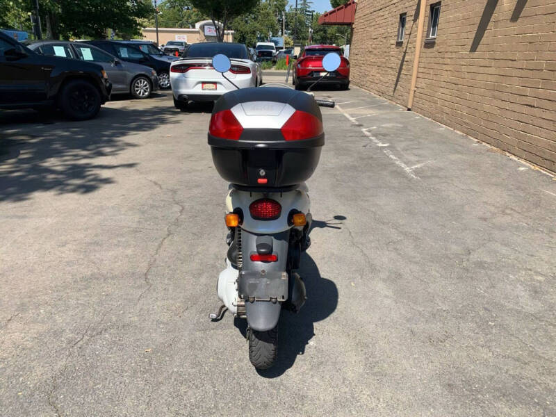 2003 Vespa Lt150
