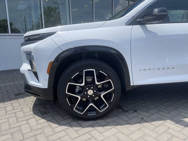 2024 Chevrolet Traverse RS