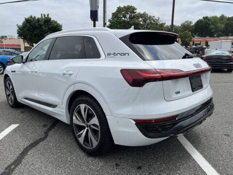 2024 Audi Q8 e-tron quattro Prestige