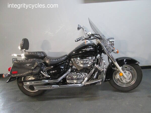 2005 Suzuki Boulevard C90T
