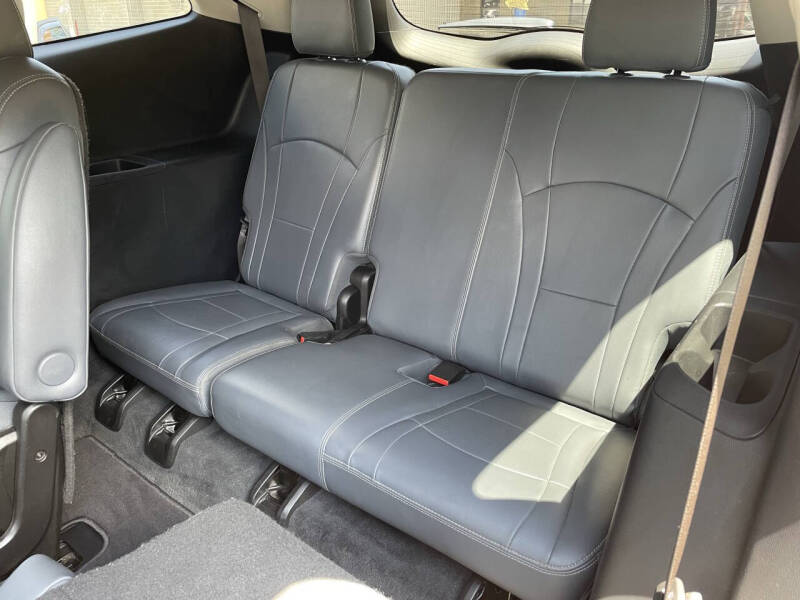 2021 Buick Enclave Essence