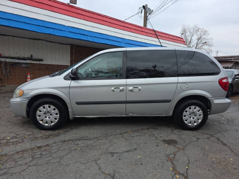 2005 Chrysler Town and Country