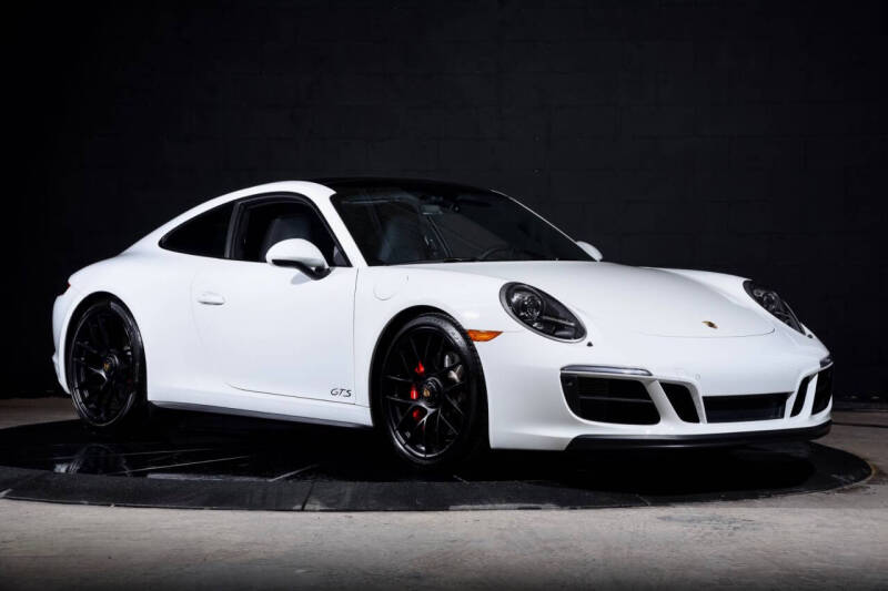 2018 Porsche 911 Carrera GTS