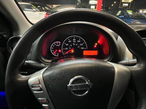 2015 Nissan Versa 1.6 S