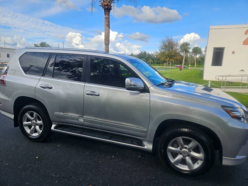 2018 Lexus GX Base photo 32