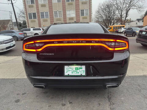 2015 Dodge Charger SE