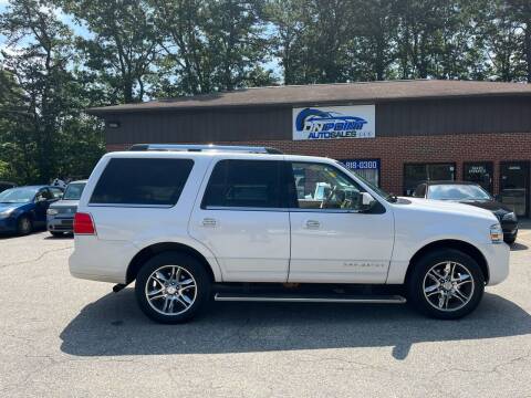 2010 Lincoln Navigator for sale at OnPoint Auto Sales LLC in Plaistow NH
