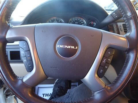 2011 GMC Yukon Denali