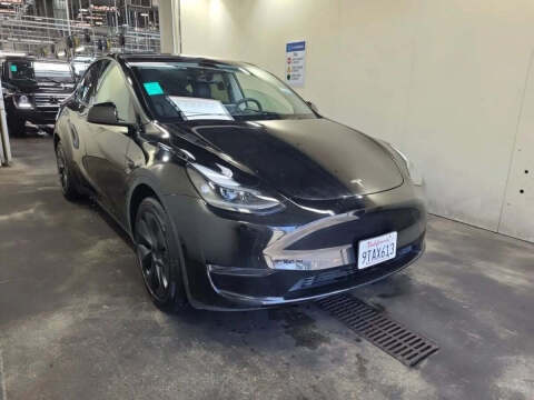 2025 Tesla Model Y Long Range