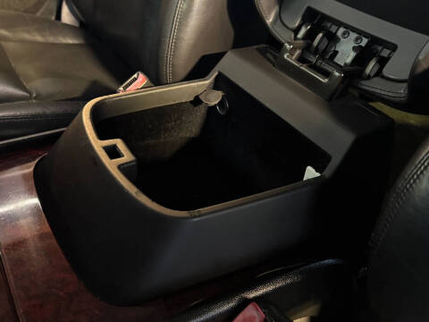 2011 Cadillac Escalade Luxury