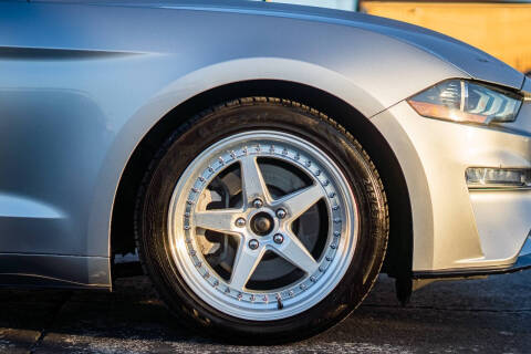 2020 Ford Mustang EcoBoost