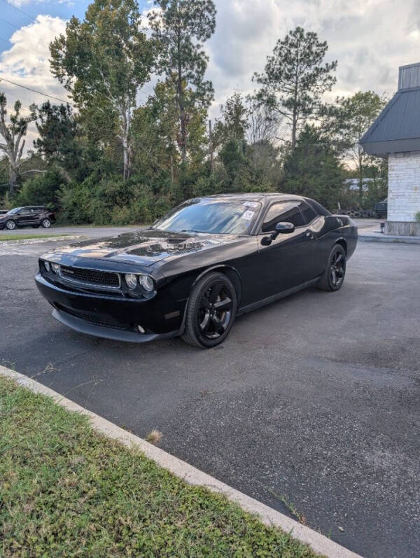 2014 Dodge Challenger SXT Plus
