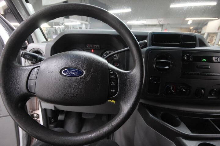 2013 Ford E-Series E-250