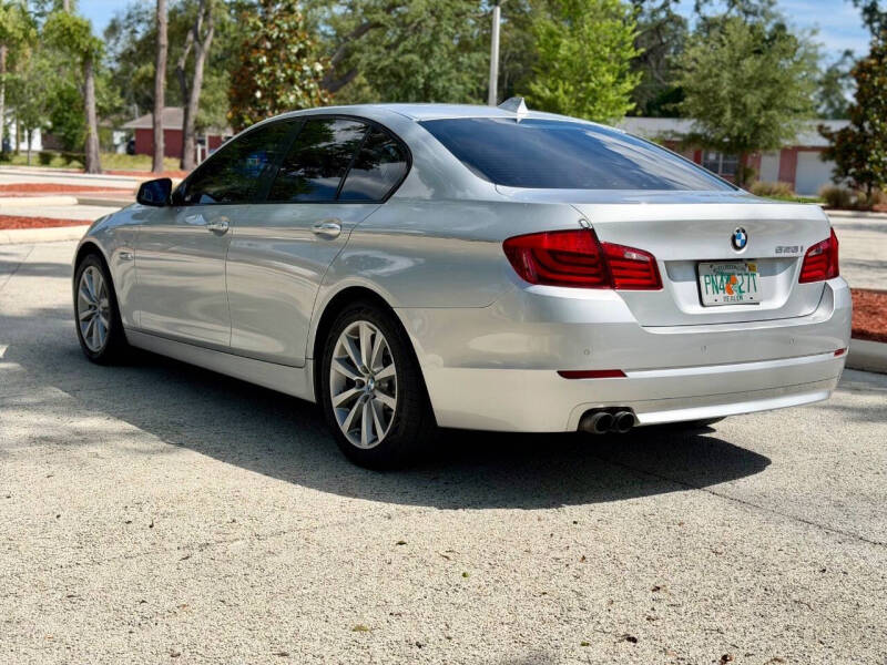2011 BMW 5 Series 528i