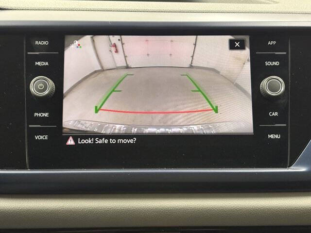 2022 Volkswagen Taos SE