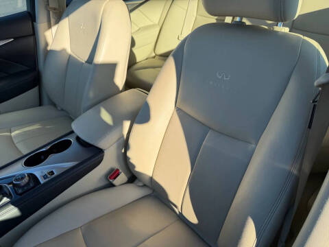 2014 Infiniti Q50 Premium