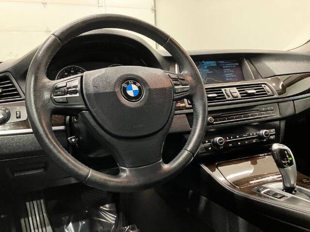 2014 BMW 5 Series 528i
