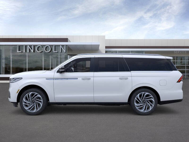 2025 Lincoln Navigator L Reserve