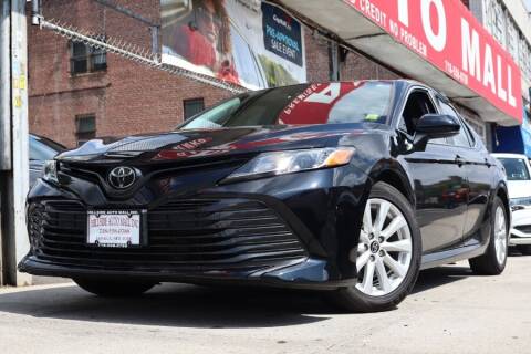 2019 Toyota Camry for sale at HILLSIDE AUTO MALL INC in Jamaica NY
