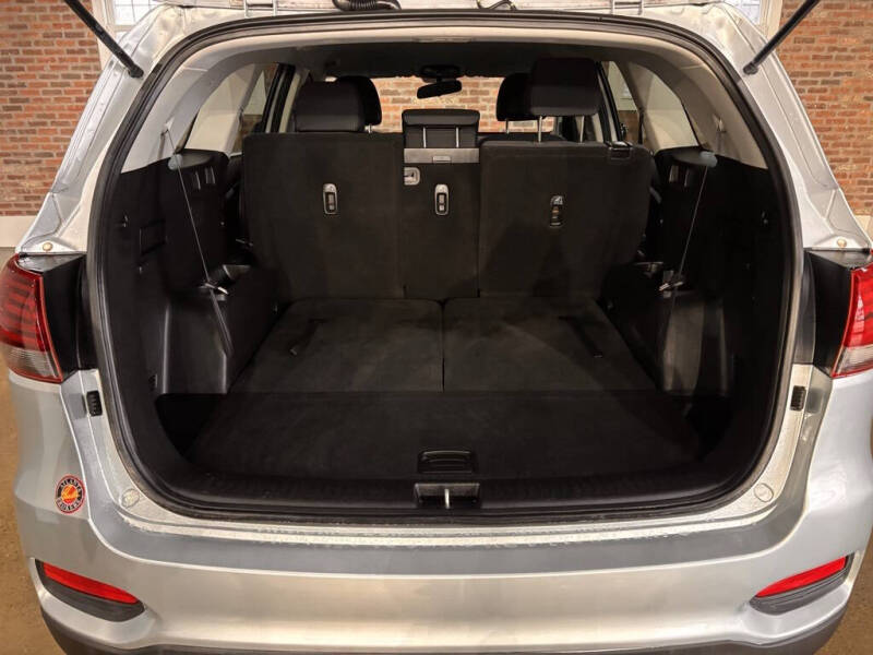 2019 Kia Sorento LX V6