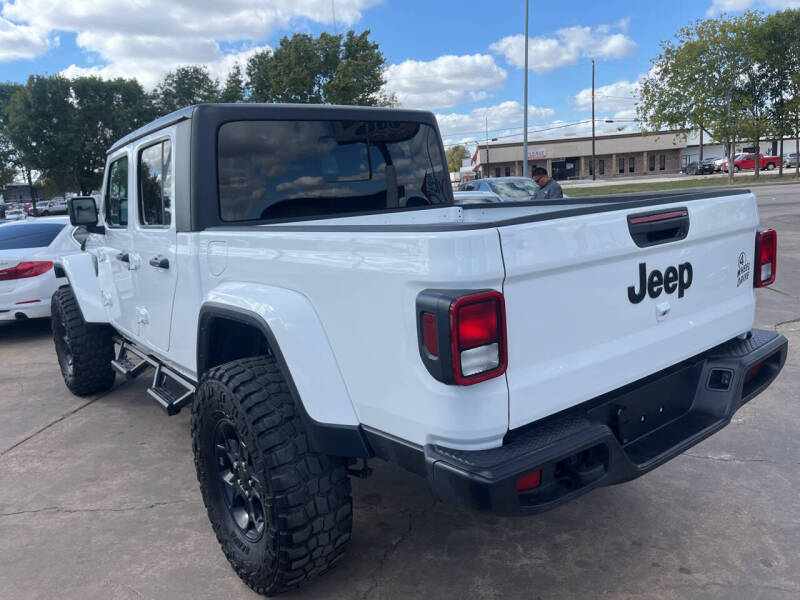 2023 Jeep Gladiator Willys