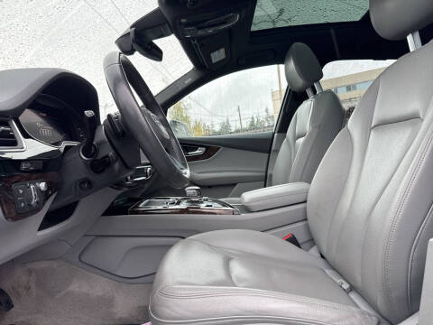 2019 Audi Q7 quattro Prestige 55 TFSI