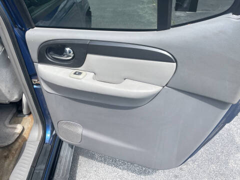 2005 GMC Envoy XL SLE