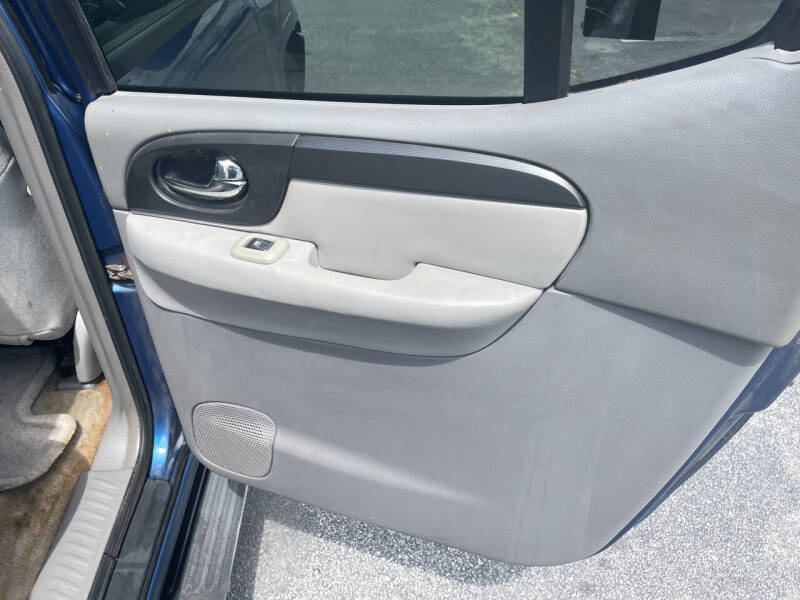 2005 GMC Envoy XL SLE