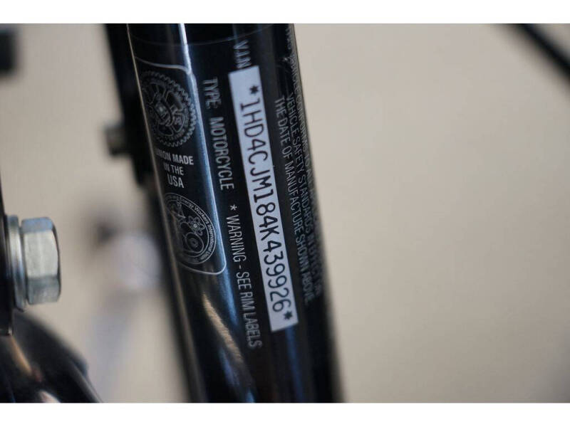 2004 Harley-Davidson XL883C