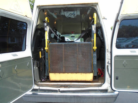 2010 Ford E-Series E-250