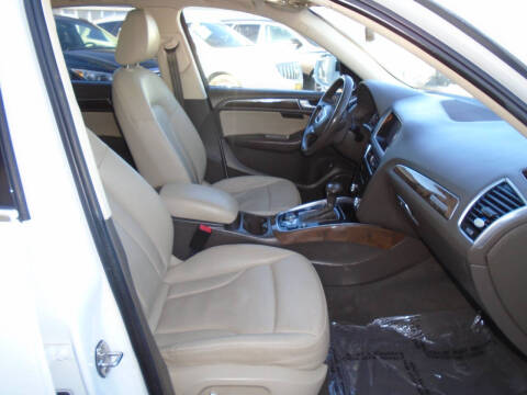 2017 Audi Q5 2.0T quattro Premium Plus