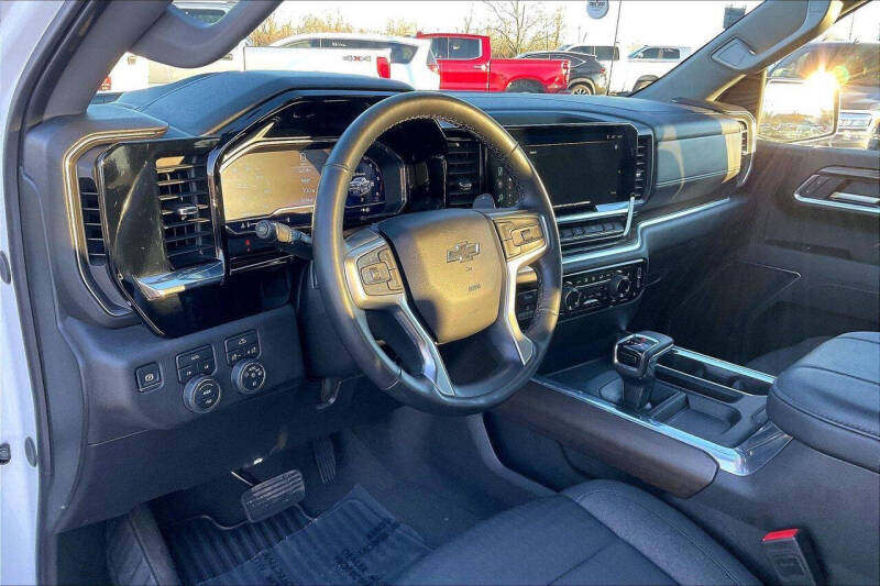 2025 Chevrolet Silverado 1500