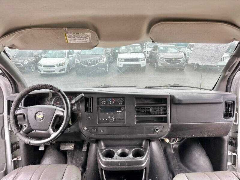 2011 Chevrolet Express  - $18,995