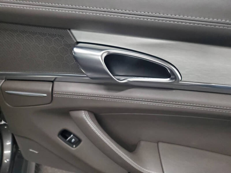 2014 Porsche Panamera S E-Hybrid