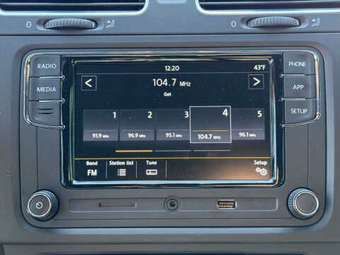 2010 Volkswagen GTI Base PZEV