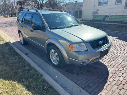 2005 Ford Freestyle for sale at RIVER AUTO SALES CORP in Maywood IL