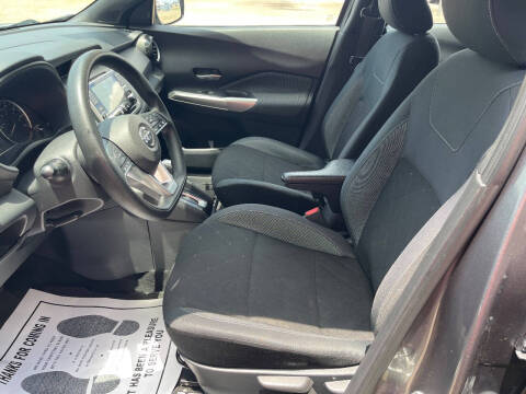 2019 Nissan Kicks S