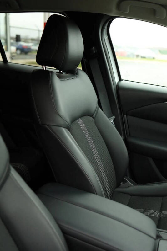 2025 Mazda CX-50 2.5 S Select