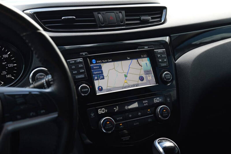 2017 Nissan Rogue Sport SL