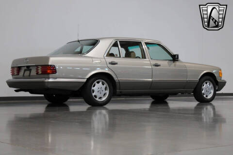 1988 Mercedes-Benz 560-Class 560 SEL