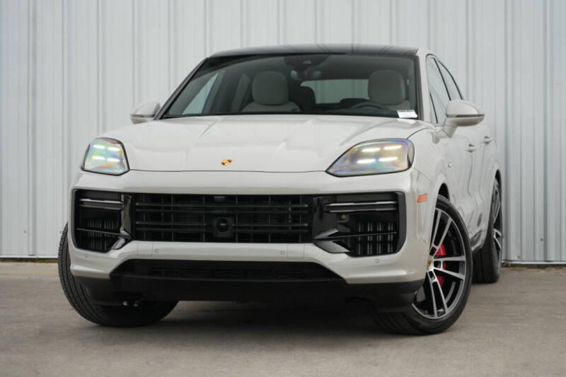 2024 Porsche Cayenne Turbo E-Hybrid Coupe