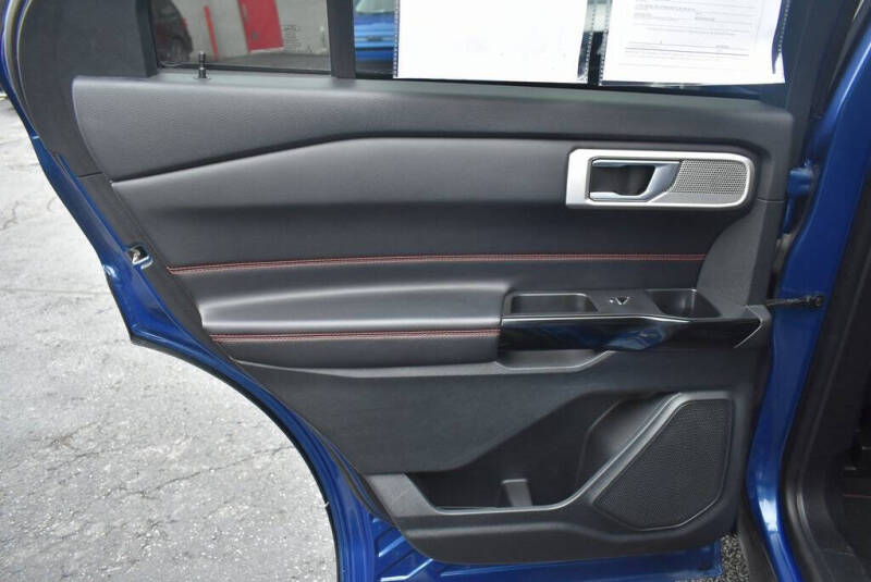 2022 Ford Explorer ST-Line