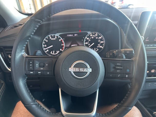 2022 Nissan Rogue SL