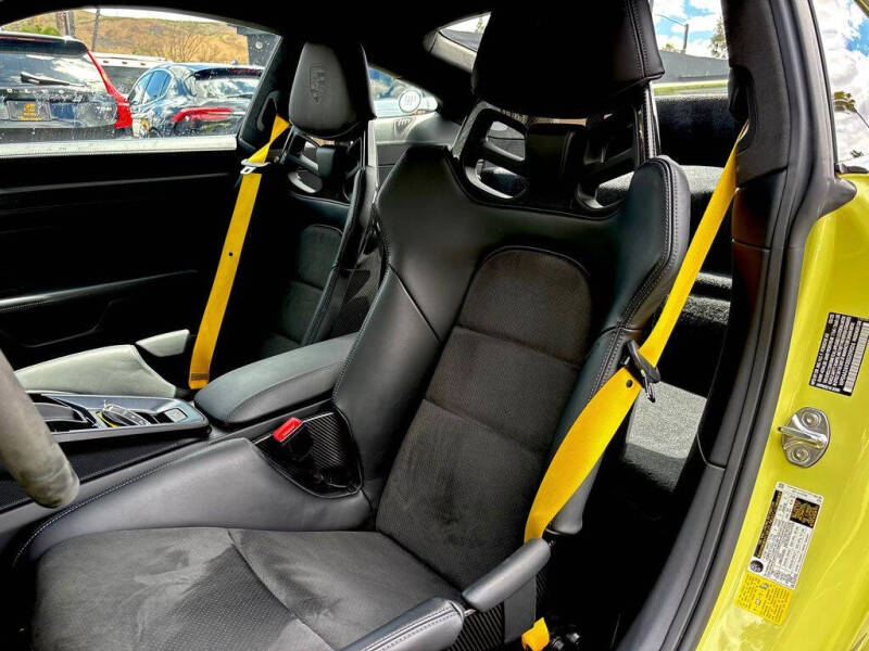 2025 Porsche 911 Carrera T