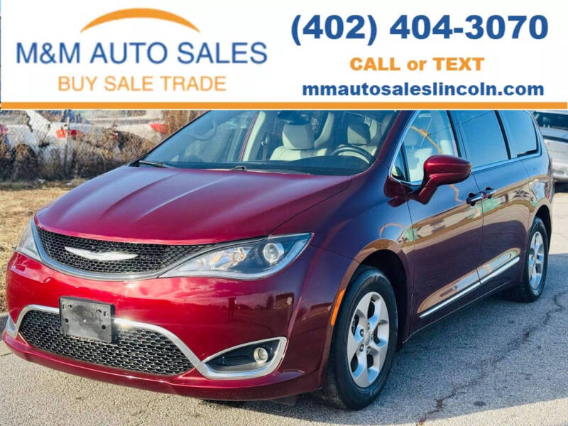 2017 Chrysler Pacifica Touring-L Plus