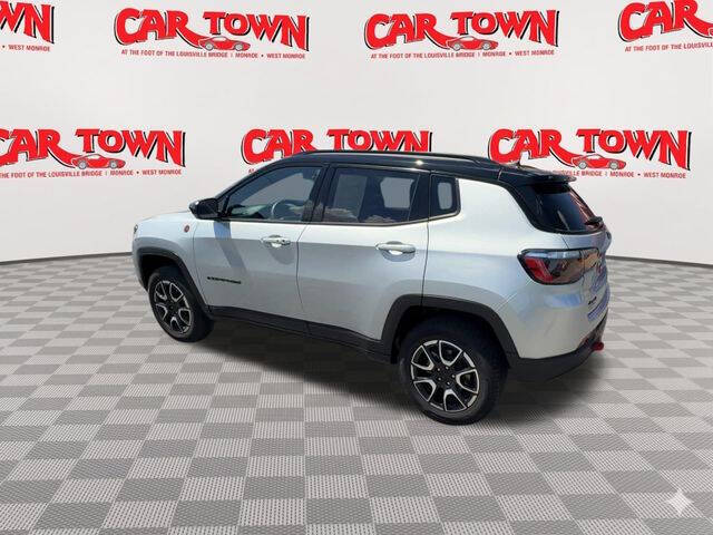 2024 Jeep Compass Trailhawk