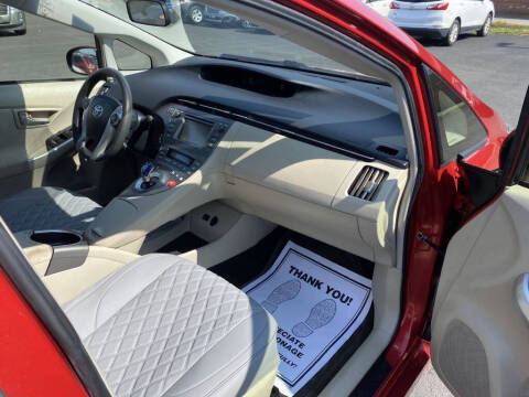 2014 Toyota Prius Two